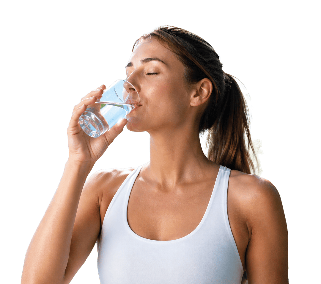 femme-buvant-eau femme buvant une eau pure